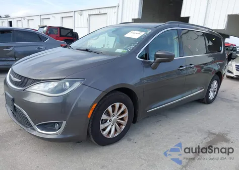 2017 Chrysler Pacifica Touring-L from USA, damaged, VIN 2C4RC1BGXHR721930
